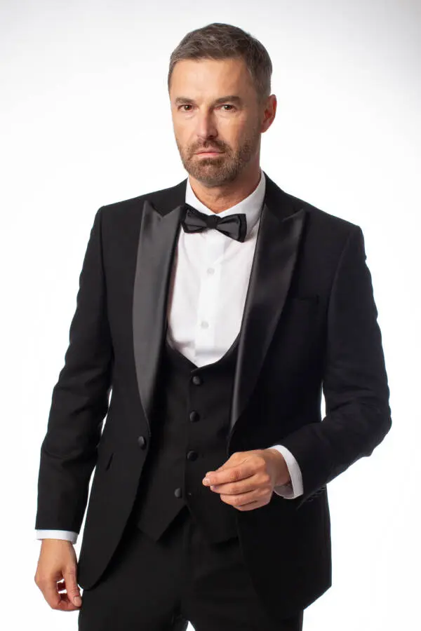 ČERNÝ SMOKING - BLACK TIE