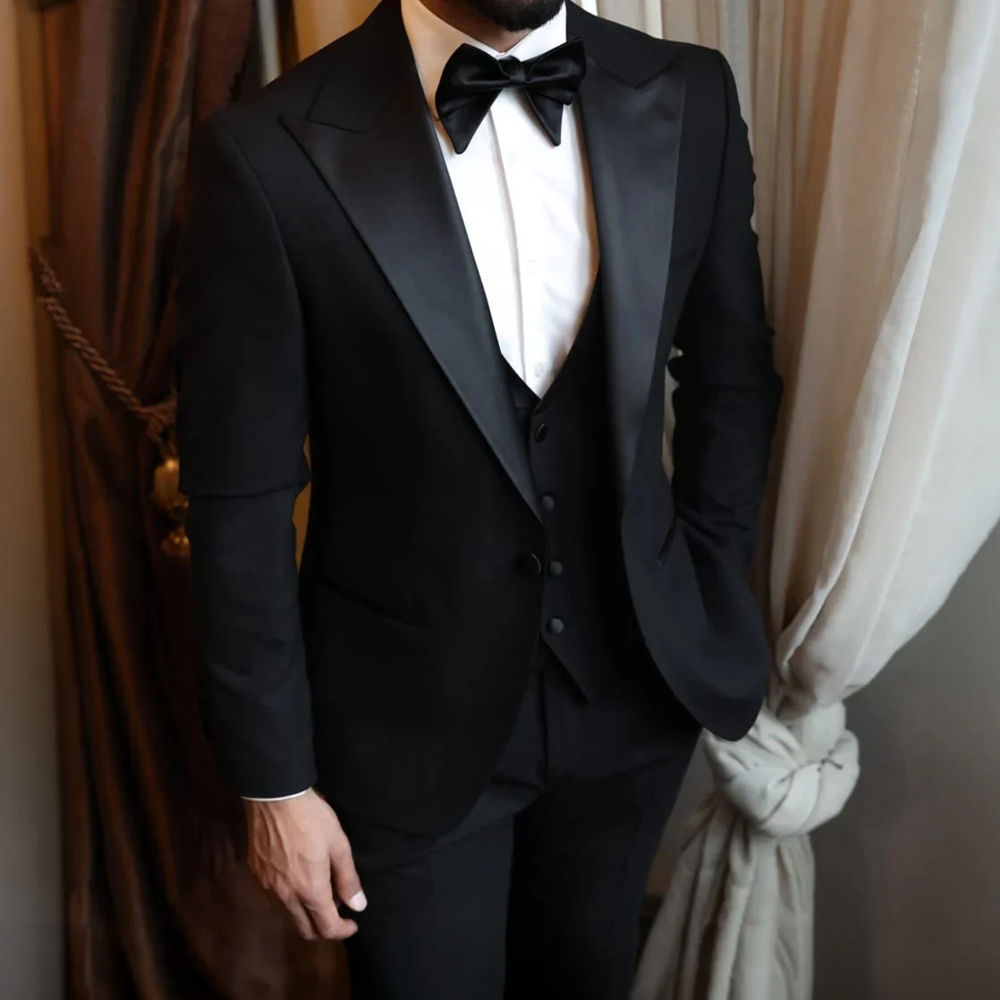 ČERNÝ SMOKING - BLACK TIE